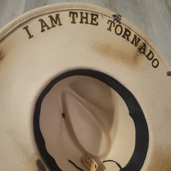 The "Beth Dutton" Rancher - Picture 6 of 8